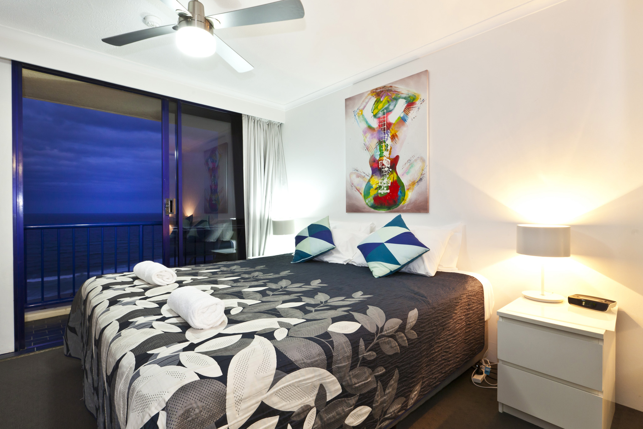 Surf Regency Holiday Apartments Bedroom