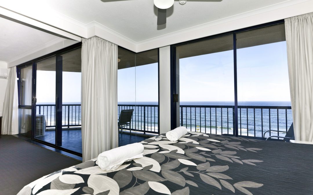 surf-regency-apartments-one-bedroom-superior-surfers-paradise-bedroom