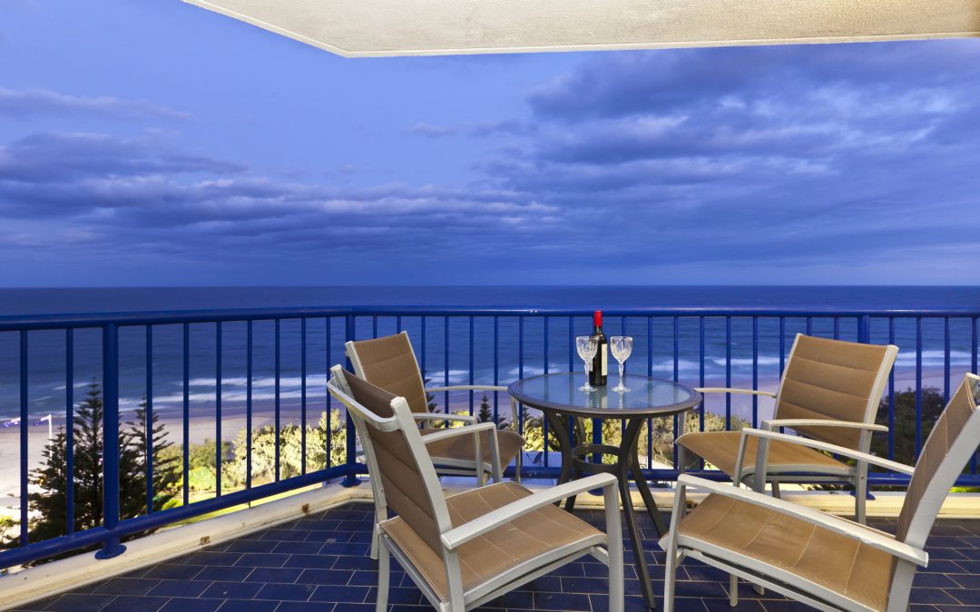 Book Oceanview Surfers Paradise Holiday Apartments with Surf Regency