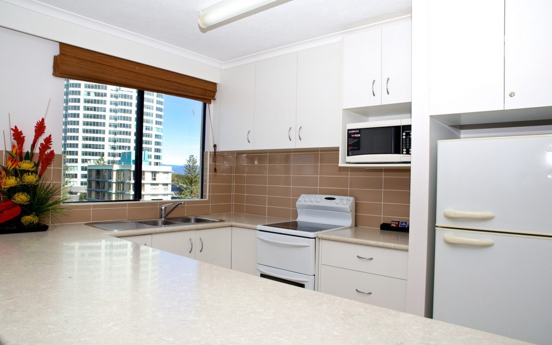 Surf Regency Holiday Apartments Kitchen